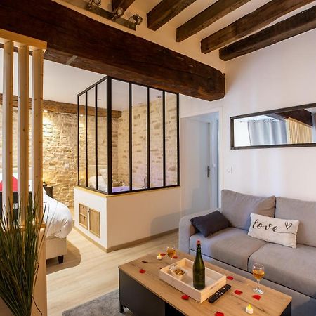 Cocon A Bulles Chic Vue Cathedrale Avec Spa-Jacuzzi Chartres Exterior foto