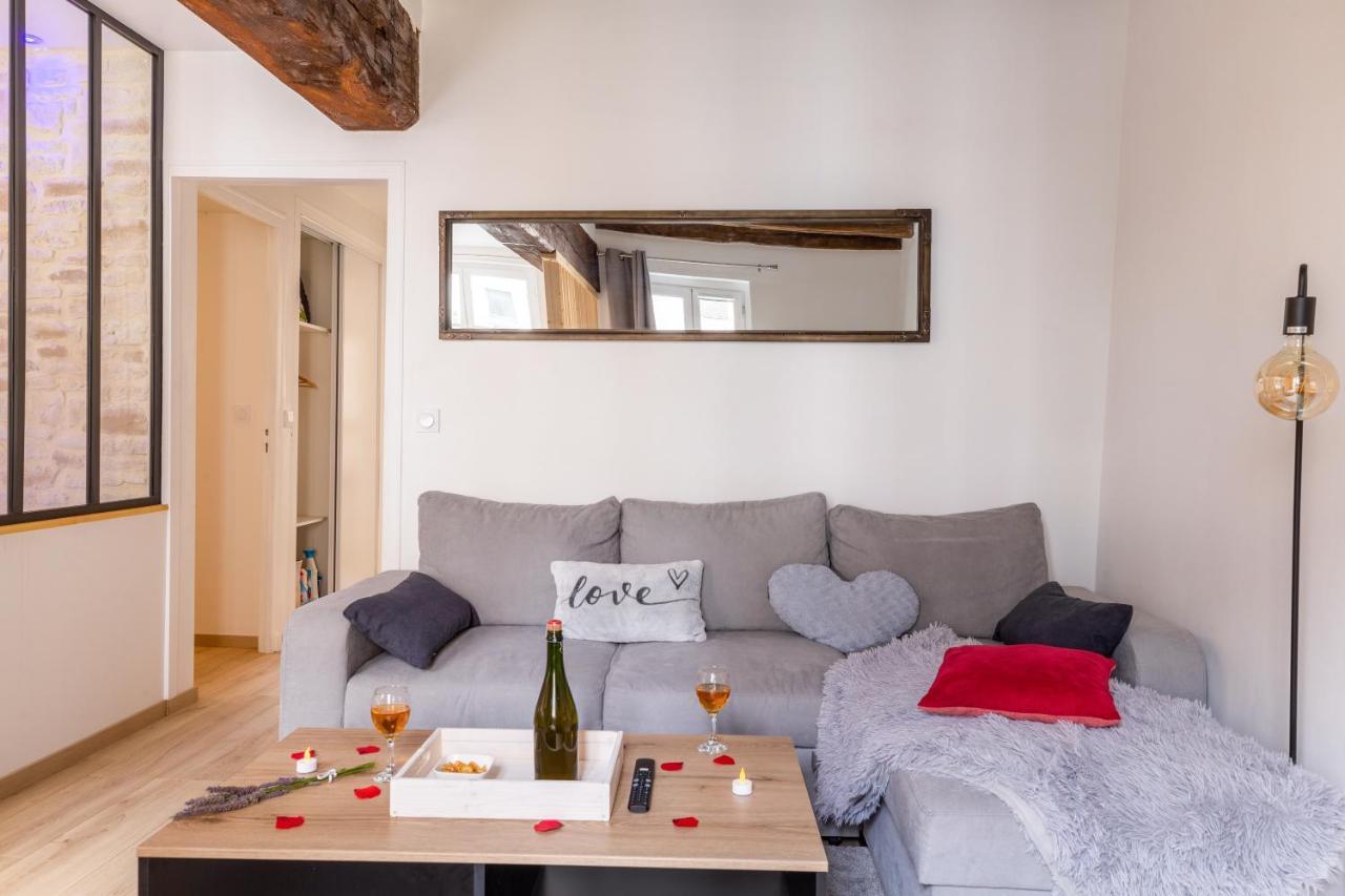 Cocon A Bulles Chic Vue Cathedrale Avec Spa-Jacuzzi Chartres Exterior foto